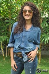 Seerat Kapoor at Run Raja Run Press Meet